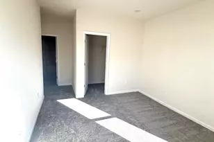 808 Sadie Cir, New Brunswick, NJ 08901 - Photo 13