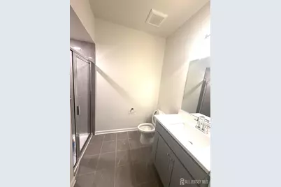 808 Sadie Circle, New Brunswick, NJ 08901 - Photo 5