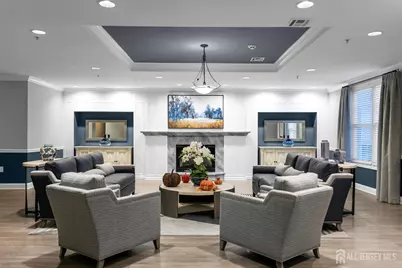 325 Regency Place, Middlesex, NJ 07095 - Photo 5