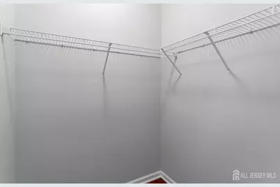 325 Regency Place, Middlesex, NJ 07095 - Photo 23
