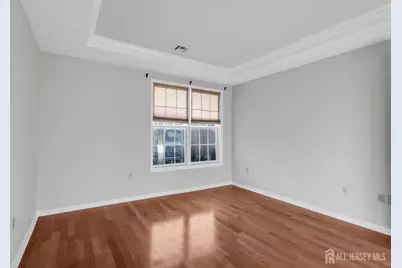 325 Regency Place, Middlesex, NJ 07095 - Photo 19