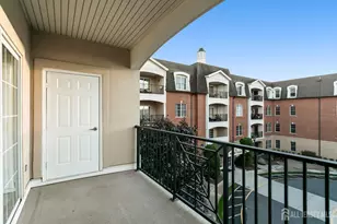 325 Regency Pl, Middlesex, NJ 07095 - Photo 25