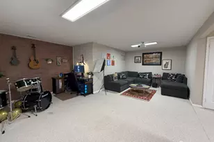 37 Dorchester Dr, East Brunswick Township, NJ 08816 - Photo 39