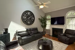 37 Dorchester Dr, East Brunswick Township, NJ 08816 - Photo 17