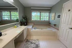 37 Dorchester Dr, East Brunswick Township, NJ 08816 - Photo 29