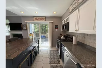 37 Dorchester Drive, East Brunswick Township, NJ 08816 - Photo 11