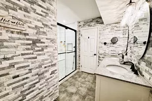 4C Rutherford Hayes Dr, Monroe Township, NJ 08831 - Photo 17