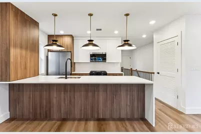 84 Hollywood Avenue, East Orange, NJ 07018 - Photo 3