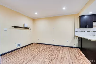 28 Cosgrove Court, East Brunswick Township, NJ 08816 - Photo 27