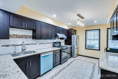 28 Cosgrove Court, East Brunswick Township, NJ 08816 - Photo 19