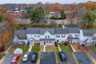 28 Cosgrove Ct, East Brunswick Township, NJ 08816 - Photo 5