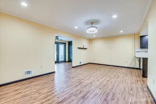 28 Cosgrove Ct, East Brunswick Township, NJ 08816 - Photo 13