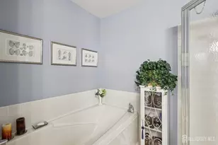 304 Waxwing Dr, Monroe Township, NJ 08831 - Photo 19