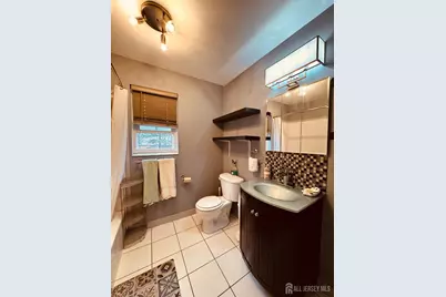 6501 Avenue C, Edison, NJ 08837 - Photo 17