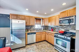 105 Madison Ave, Middlesex, NJ 08846 - Photo 9