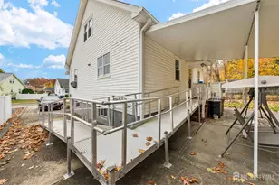 23 W Grochowiak St, South River, NJ 08882 - Photo 31