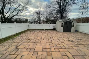 94 Brewster Cir, Old Bridge Township, NJ 08857 - Photo 15