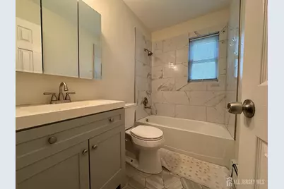 289 Main Street #6e, Spotswood, NJ 08884 - Photo 9