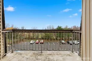 1610 Green Hollow Dr, Iselin, NJ 08830 - Photo 21