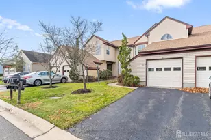 62 Yorkshire Dr, Monroe Township, NJ 08831 - Photo 3