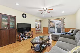 816 Sharon Garden Ct, Woodbridge Township, NJ 07095 - Photo 7