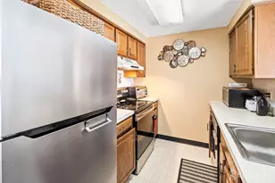 9207 Tamarron Dr, Plainsboro Township, NJ 08536 - Photo 11