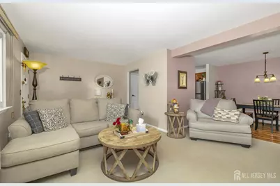 641 Cricket Lane, Woodbridge Township, NJ 07208 - Photo 3