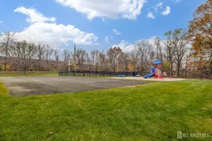 641 Cricket Ln, Woodbridge Township, NJ 07208 - Photo 13