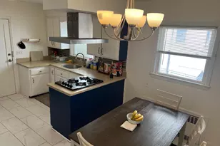 13 Eastern Parkway Pkwy, Jersey City, NJ 07305 - Photo 19