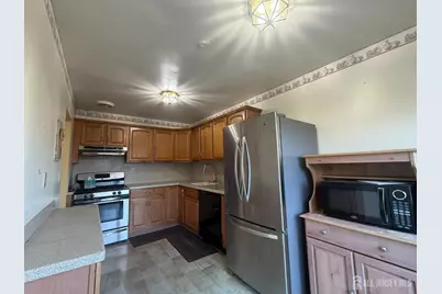 10 Woodlawn Circle, Old Bridge Township, NJ 07735 - Photo 7