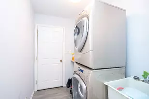 1545 Edly Cove Ct, North Brunswick Township, NJ 08902 - Photo 25