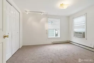 162 Linden Avenue, Bound Brook, NJ 08805 - Photo 13