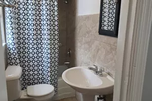 604 Freeman St, Lyndhurst Township, NJ 07071 - Photo 5