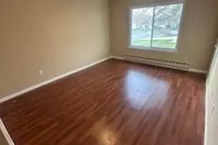 211 Doremus Dr, Monroe Township, NJ 08831 - Photo 9