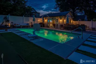 10 N 8th Avenue N, Highland Park, NJ 08904 - Photo 53