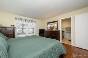 144 Zwolak Ct, South Plainfield, NJ 07080 - Photo 17