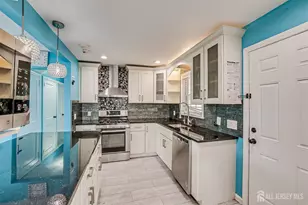 14 Linden St, Carteret, NJ 07008 - Photo 15