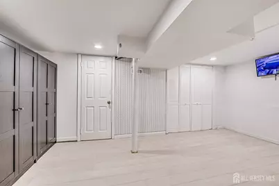 14 Linden Street, Carteret, NJ 07008 - Photo 31