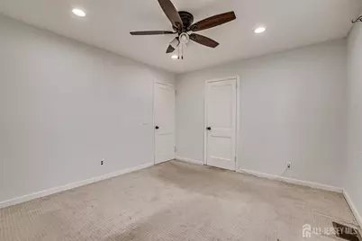 14 Linden Street, Carteret, NJ 07008 - Photo 19