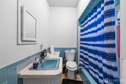 270 Suydam Street, New Brunswick, NJ 08901 - Photo 13