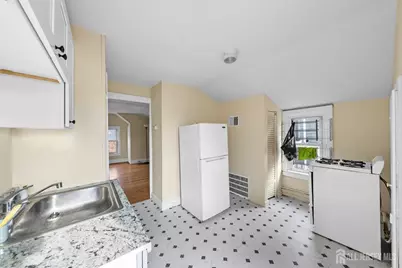 270 Suydam Street, New Brunswick, NJ 08901 - Photo 35