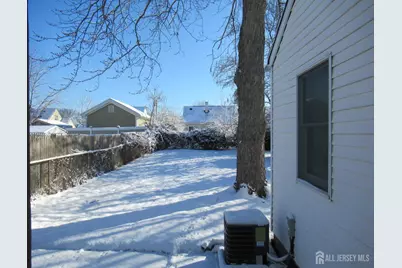 38 Eisenhower Drive, Sayreville, NJ 08872 - Photo 19