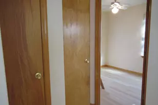 38 Eisenhower Dr, Sayreville, NJ 08872 - Photo 13