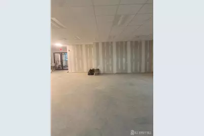 1383 Roosevelt Avenue, Carteret, NJ 07008 - Photo 9