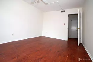 1 Wellington Ct, Sayreville, NJ 08872 - Photo 13