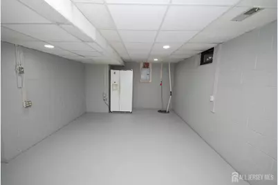 1 Wellington Court, Sayreville, NJ 08872 - Photo 21