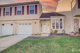 368 Metuchen Dr, Monroe Township, NJ 08831 - Photo 1