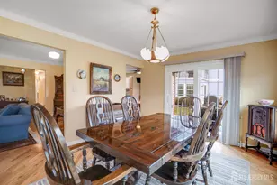 11 Bedfordshire Dr, Monroe Township, NJ 08831 - Photo 13