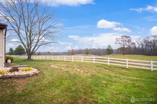 11 Bedfordshire Dr, Monroe Township, NJ 08831 - Photo 33