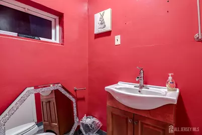 227 S Main Street S, Milltown, NJ 08850 - Photo 17